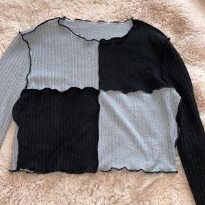 Inside out look black gray patterned crop top!